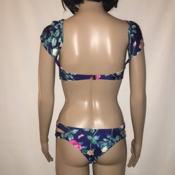 New Women’s Beautiful Floral Winged Top & Strappy Thong Bikini - Picture 3 of 12